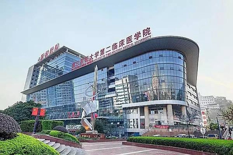 华肤医院：引领皮肤疾病治疗新趋势